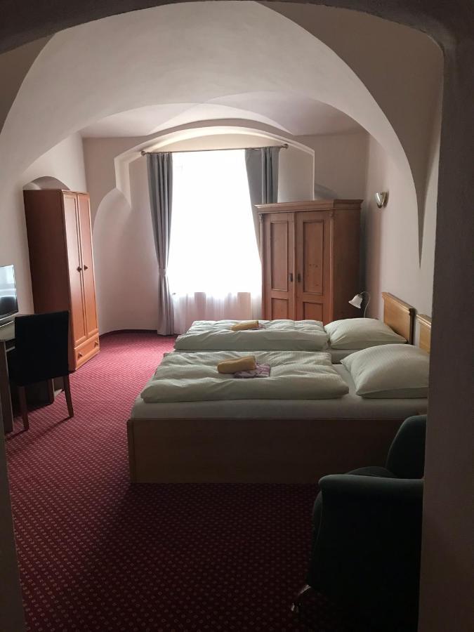 Hotel U Zlateho Andela Pardubice Exteriér fotografie